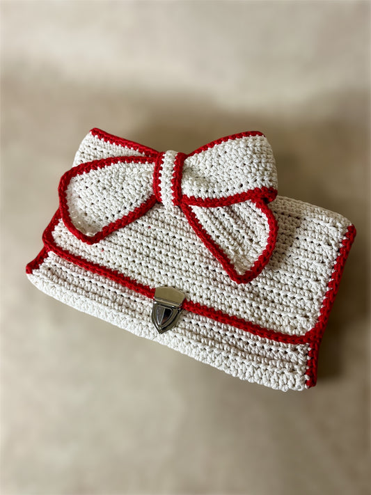 Borsa pochette “FIOCCO”